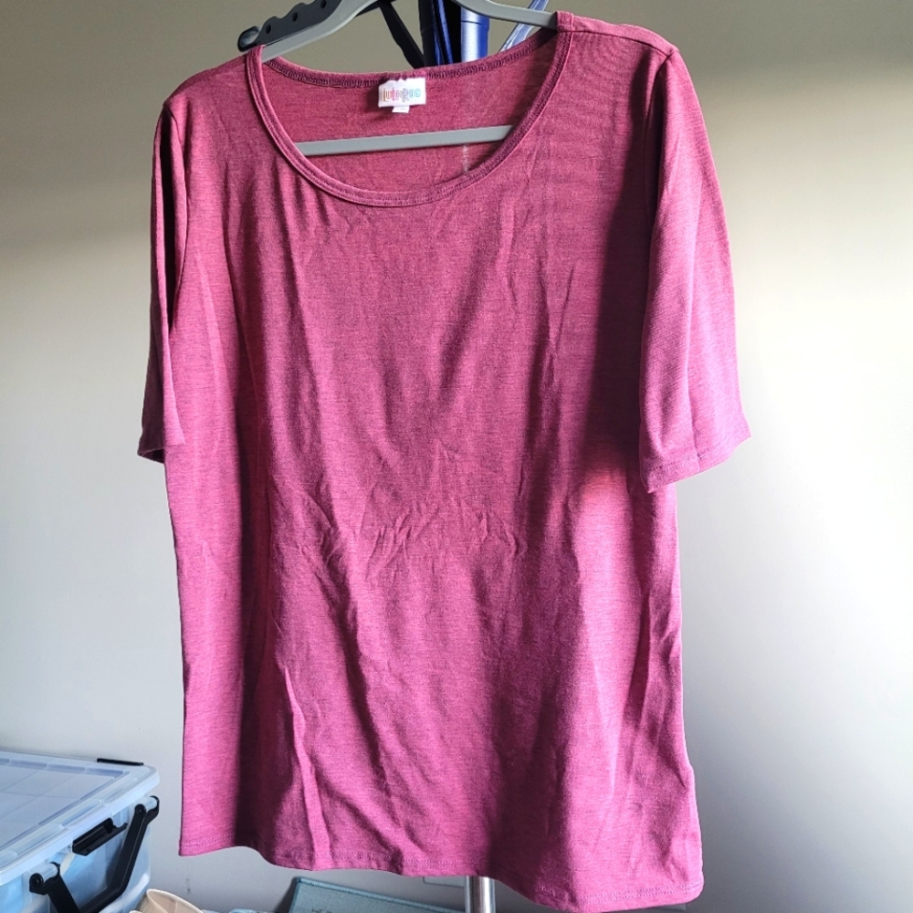 2XL lularoe fitted 3/4 sleeve shirt